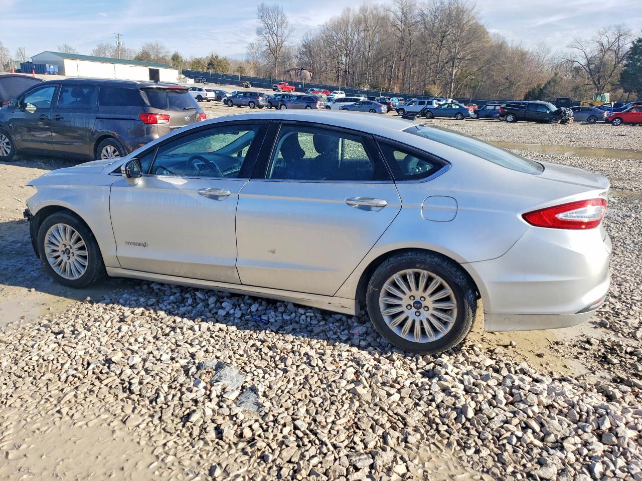 2016 FORD FUSION SE HYBRID photo 2