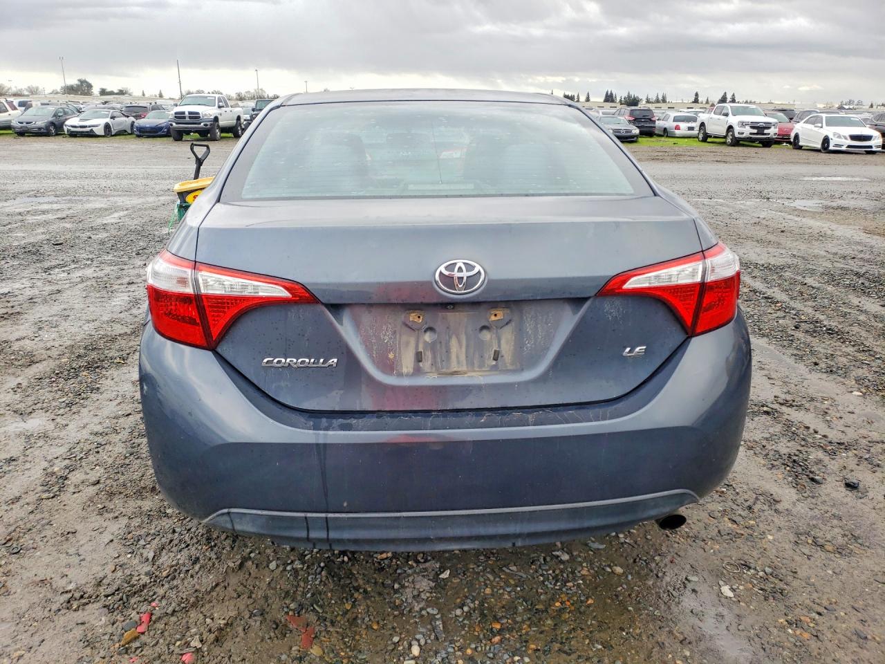 2014 TOYOTA COROLLA L photo 6