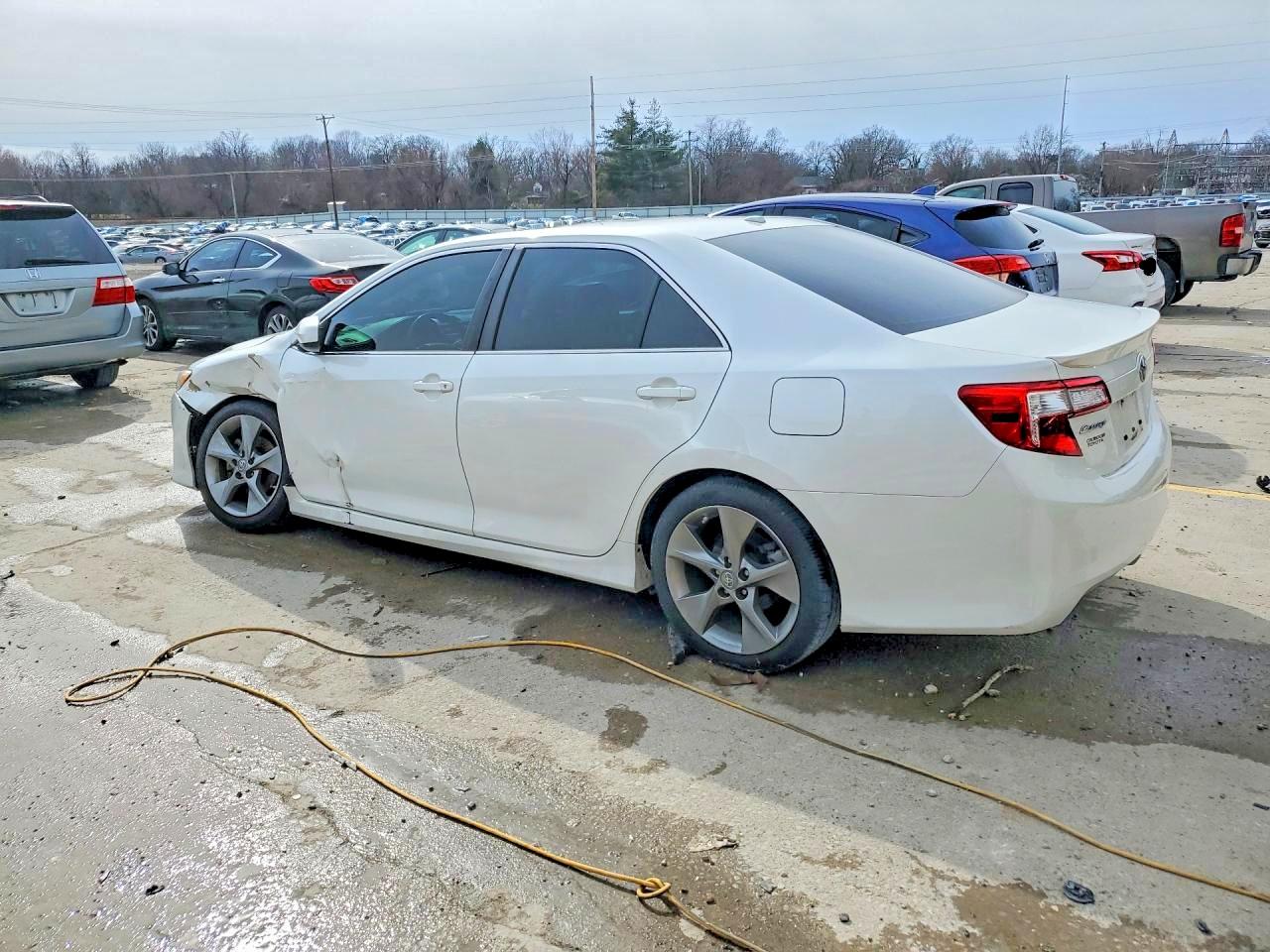 2012 TOYOTA CAMRY SE SPORT LIMITED EDITION photo 2