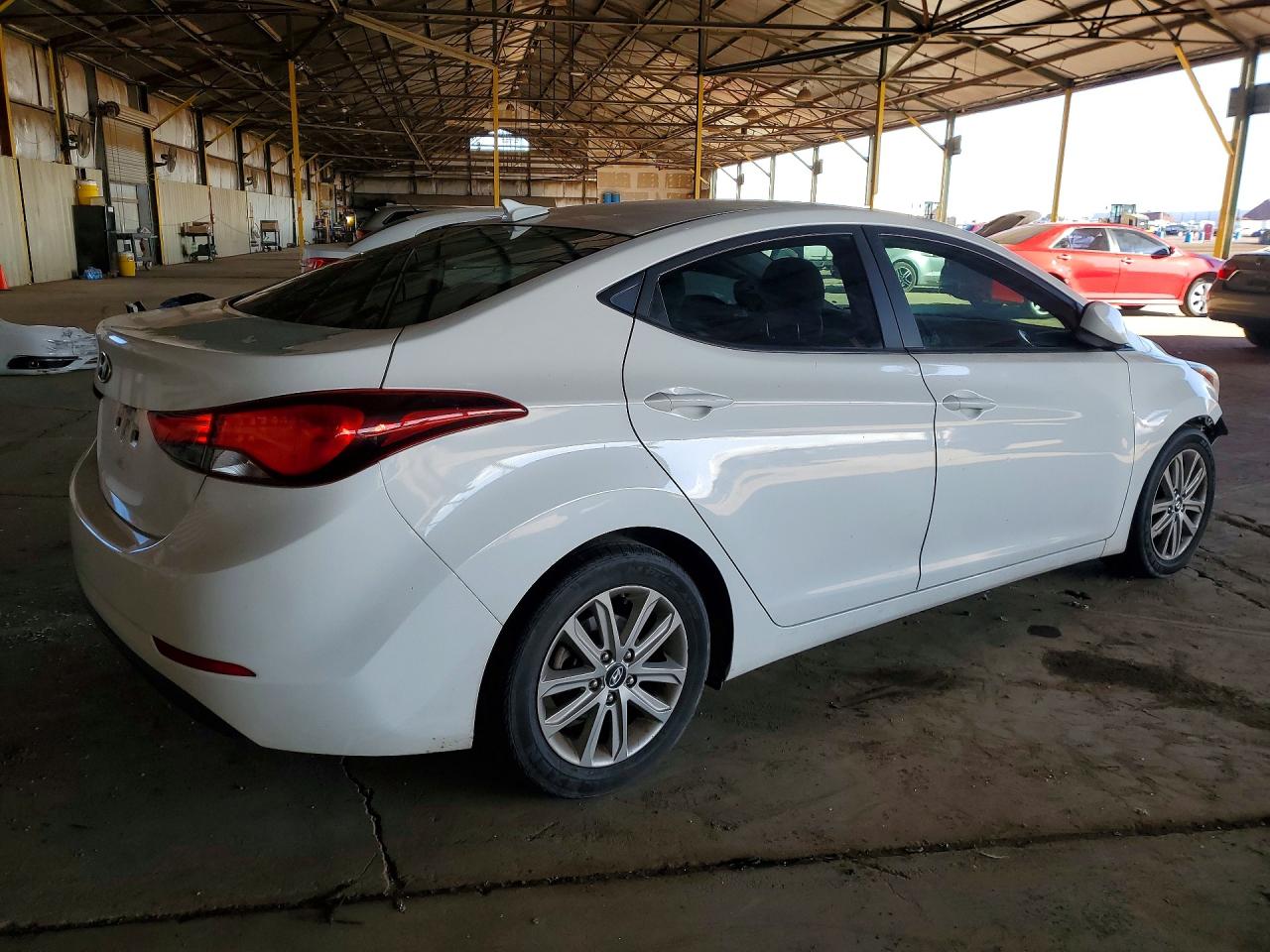 2016 HYUNDAI ELANTRA SE photo 3