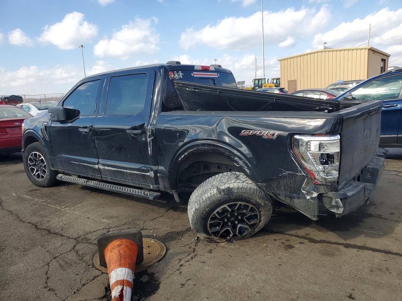 2021 FORD F150 SUPERCREW photo 2