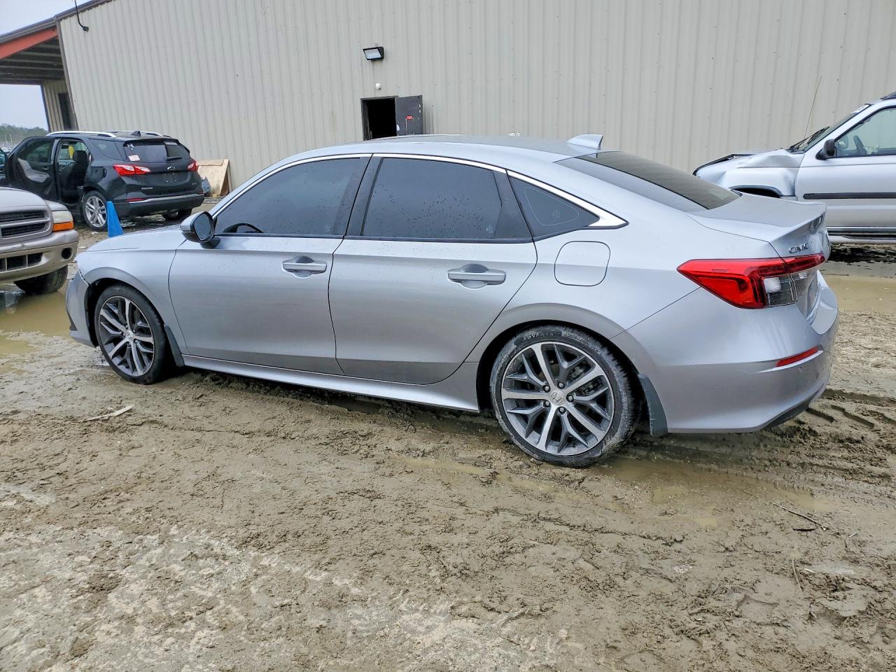 2022 HONDA CIVIC TOURING photo 2
