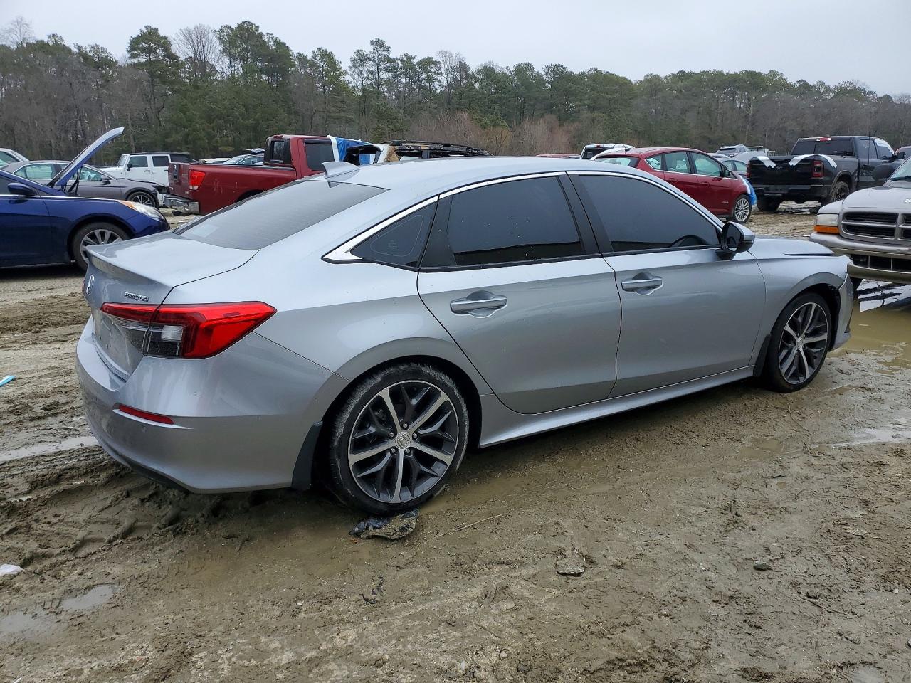 2022 HONDA CIVIC TOURING photo 3
