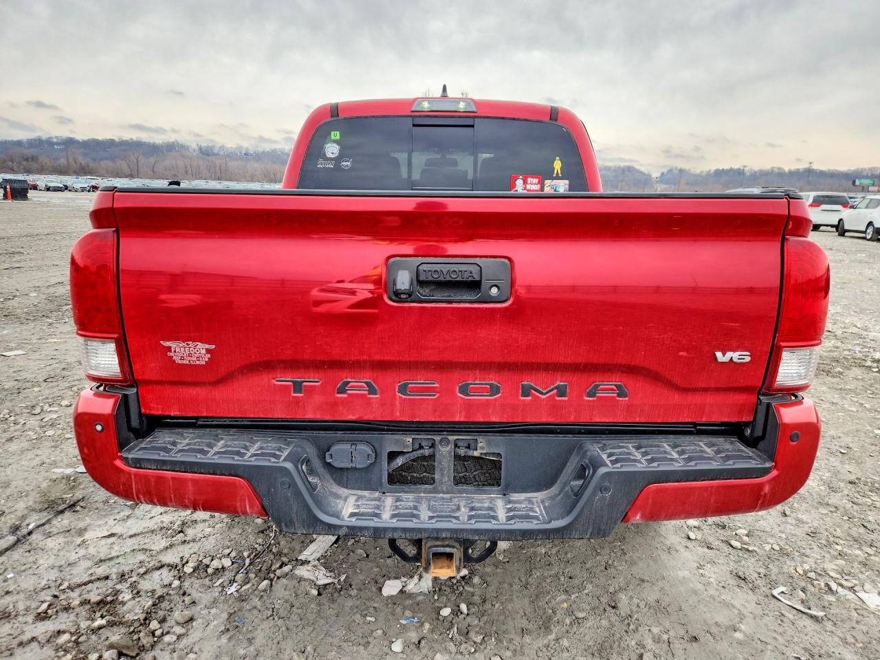 2017 TOYOTA TACOMA TRD OFF-ROAD photo 11