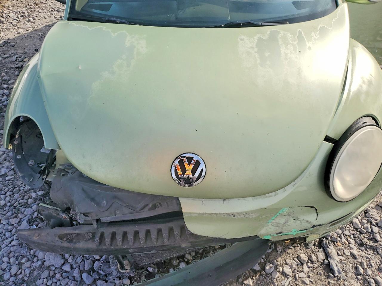 2008 VOLKSWAGEN NEW BEETLE S photo 21