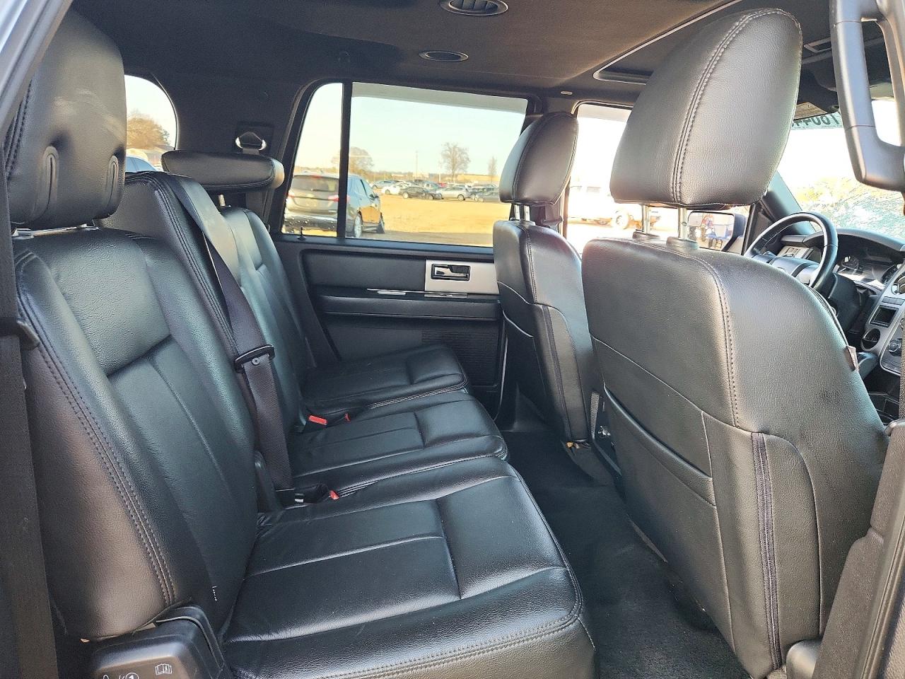2017 FORD EXPEDITION EL XLT photo 21