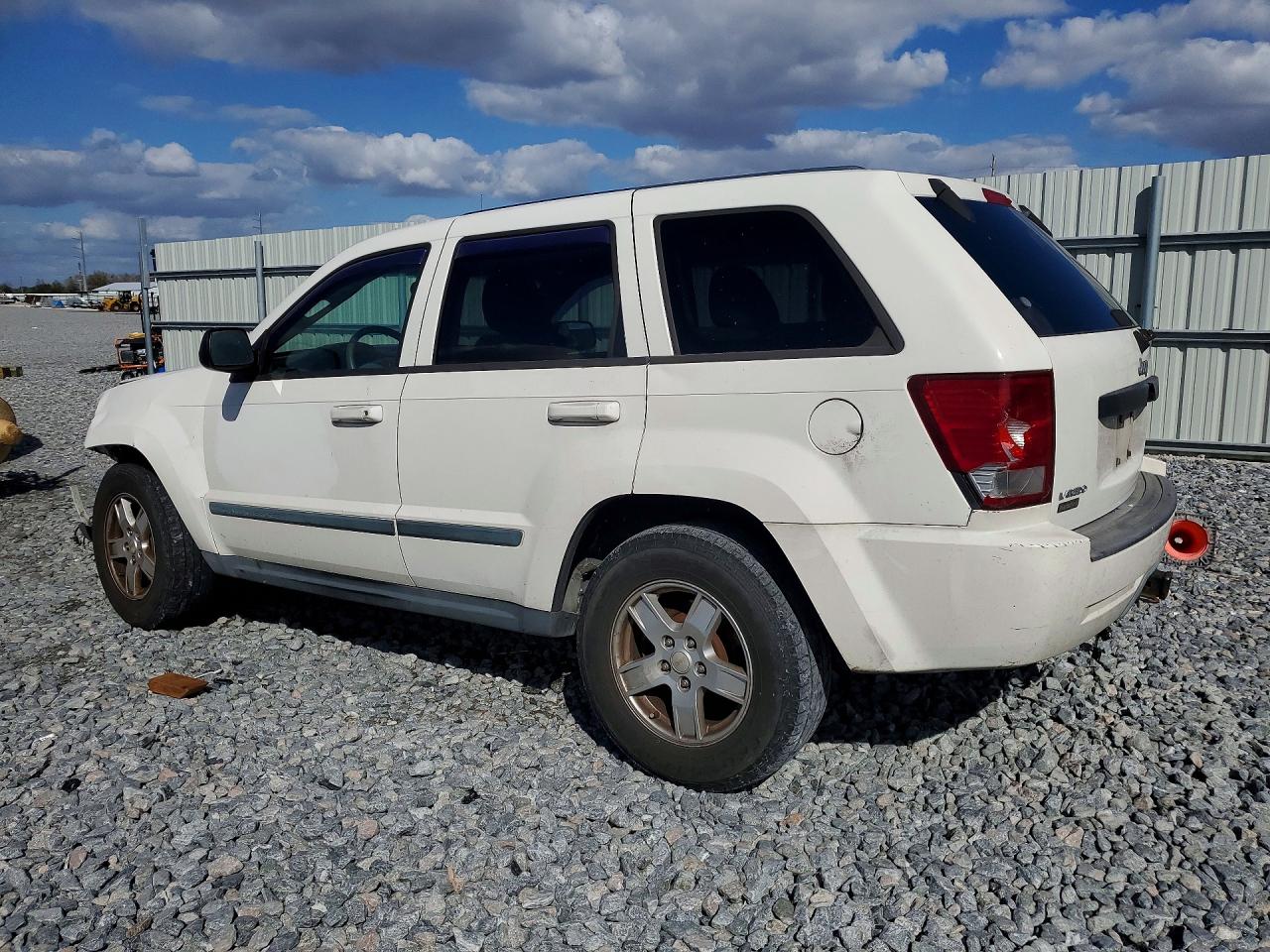 2007 JEEP GRAND CHEROKEE LAREDO photo 3