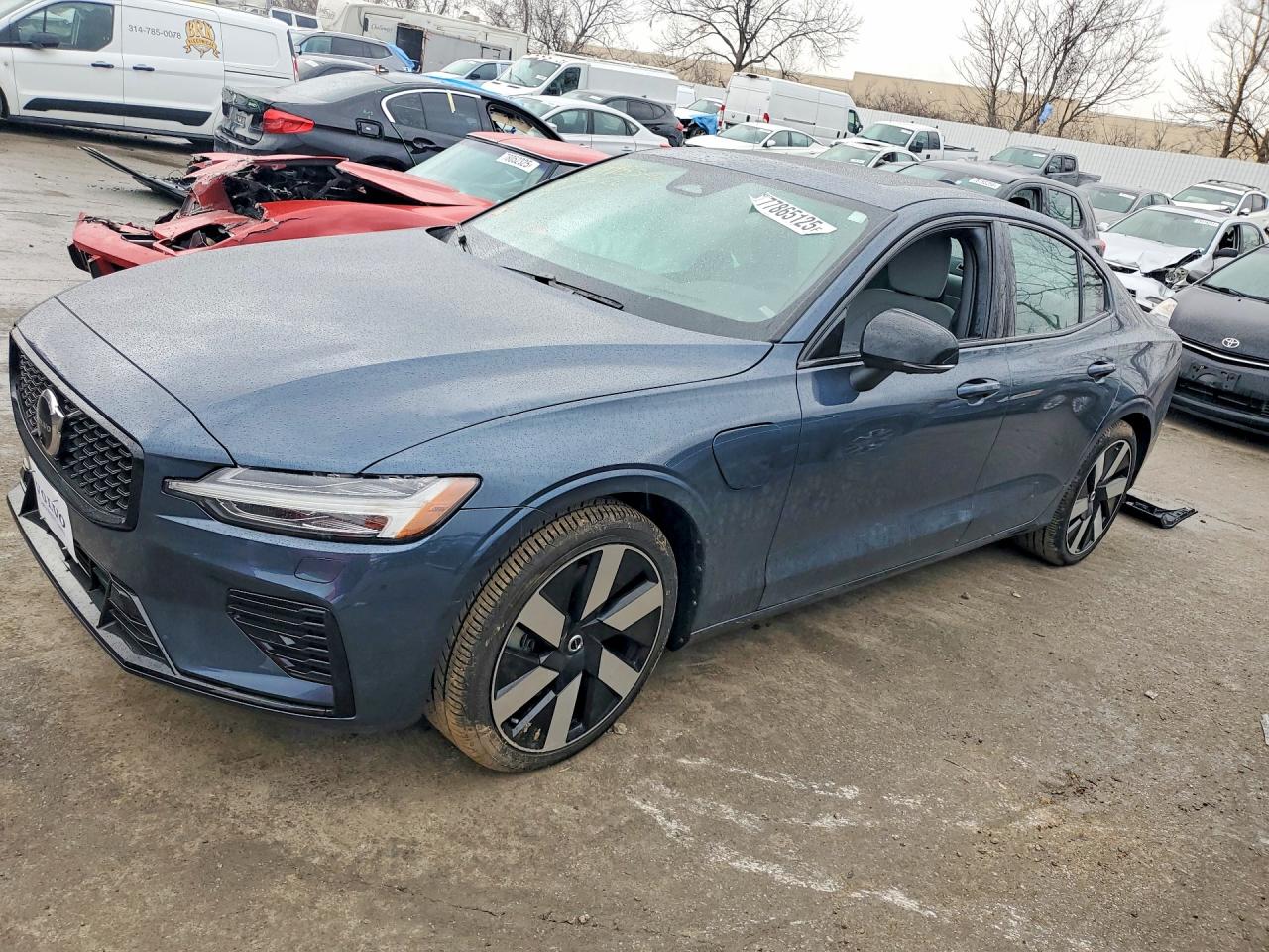 2024 VOLVO S60