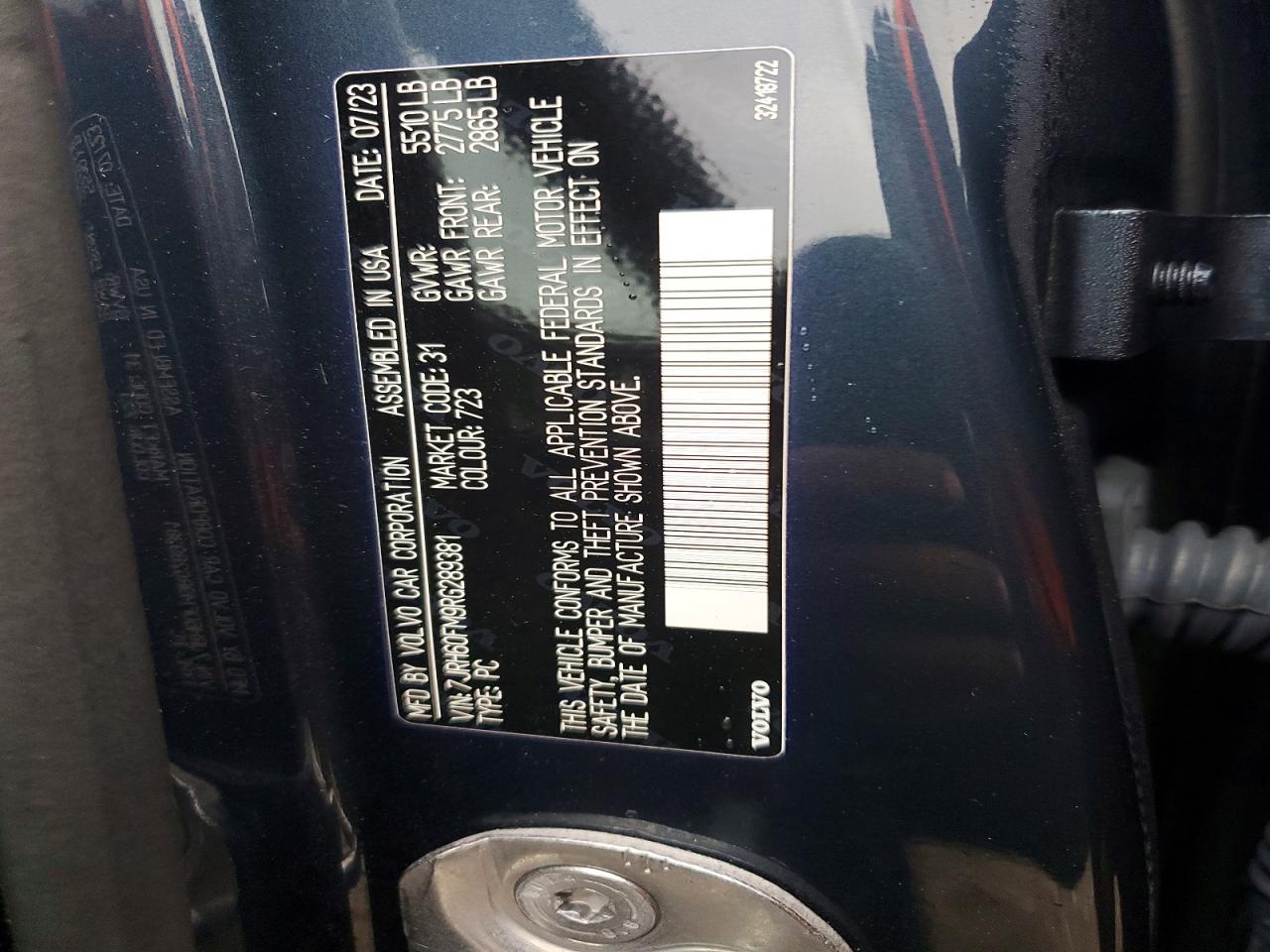2024 VOLVO S60 ULTIMATE photo 37