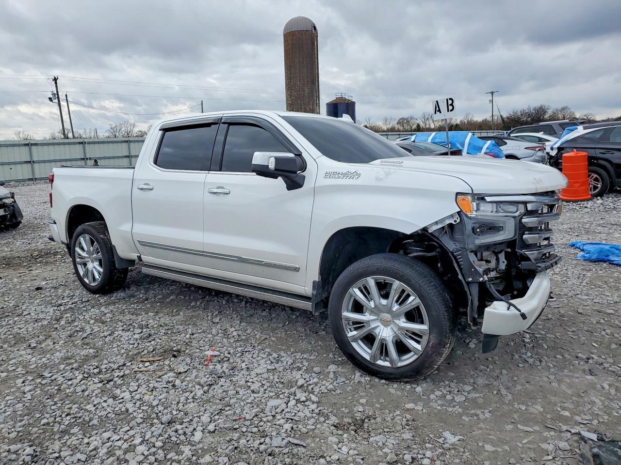 2024 CHEVROLET SILVERADO K1500 HIGH COUNTRY photo 7