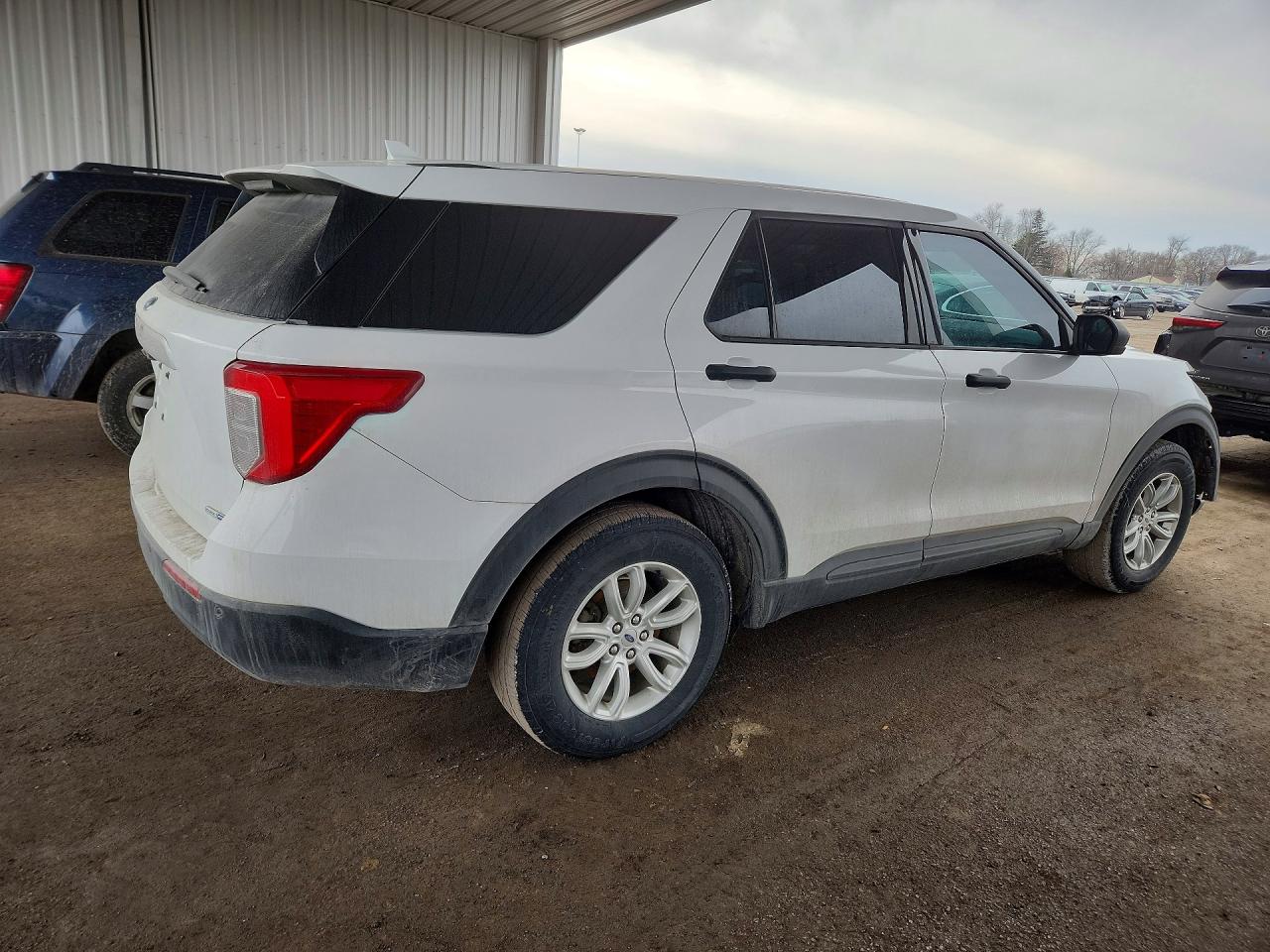 2020 FORD EXPLORER photo 3