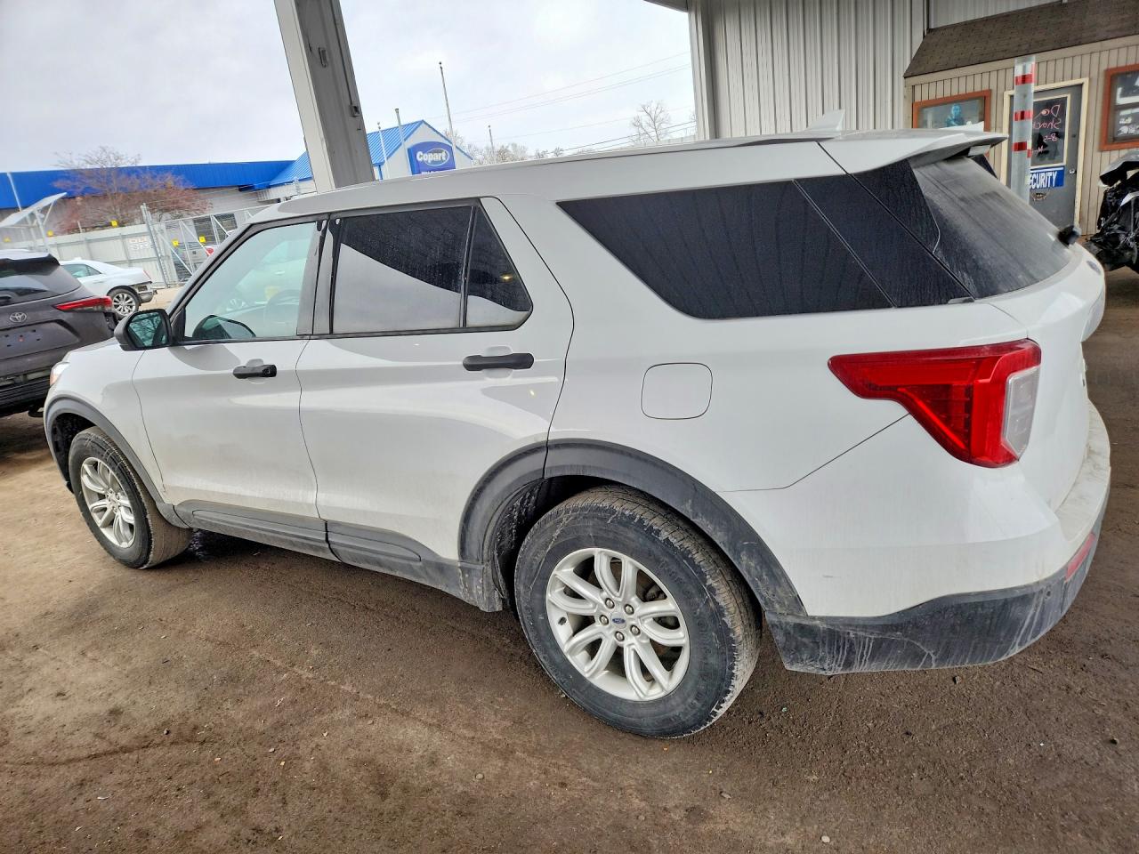 2020 FORD EXPLORER photo 2