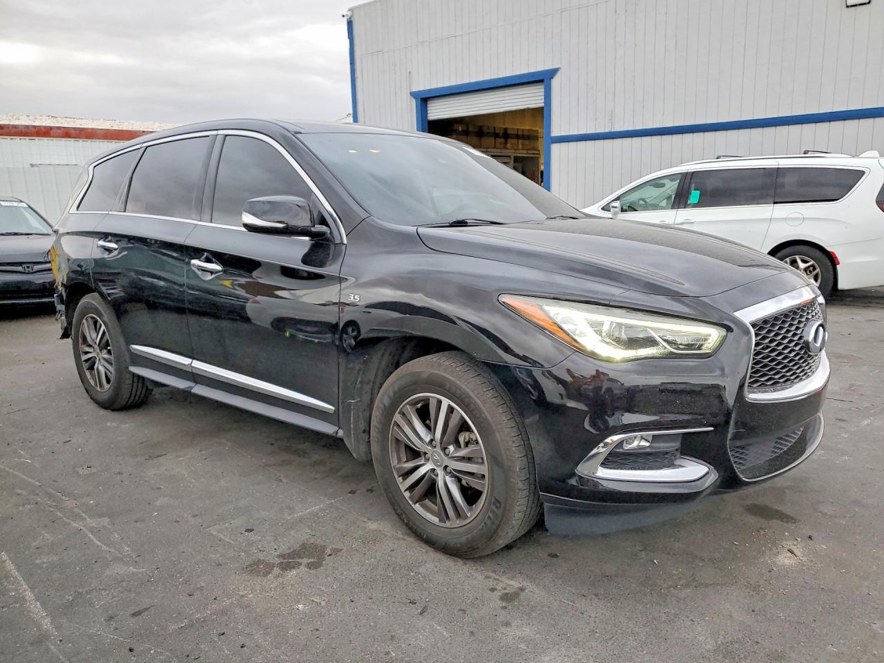 2020 INFINITI QX60 photo 7