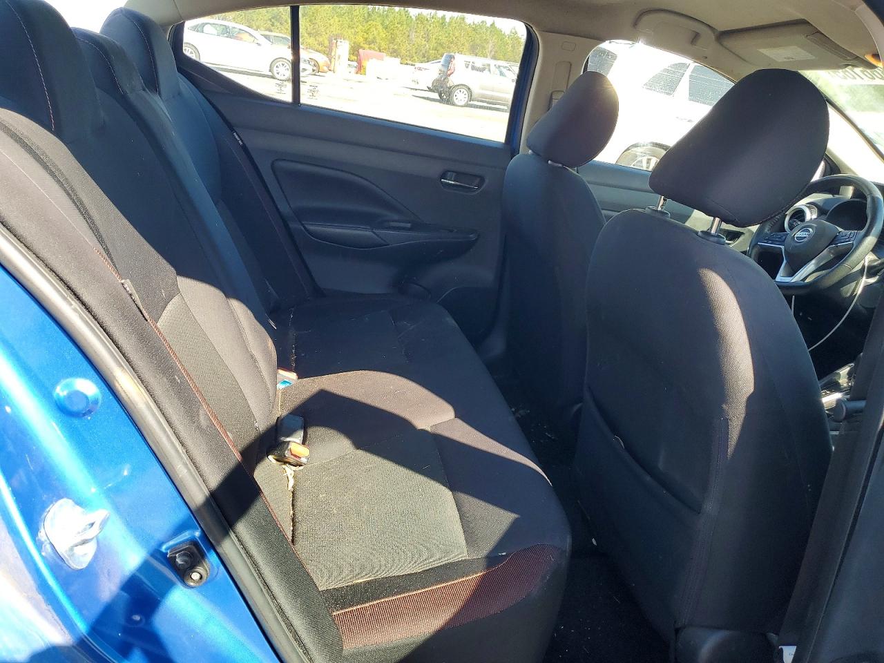 2021 NISSAN VERSA SR photo 10