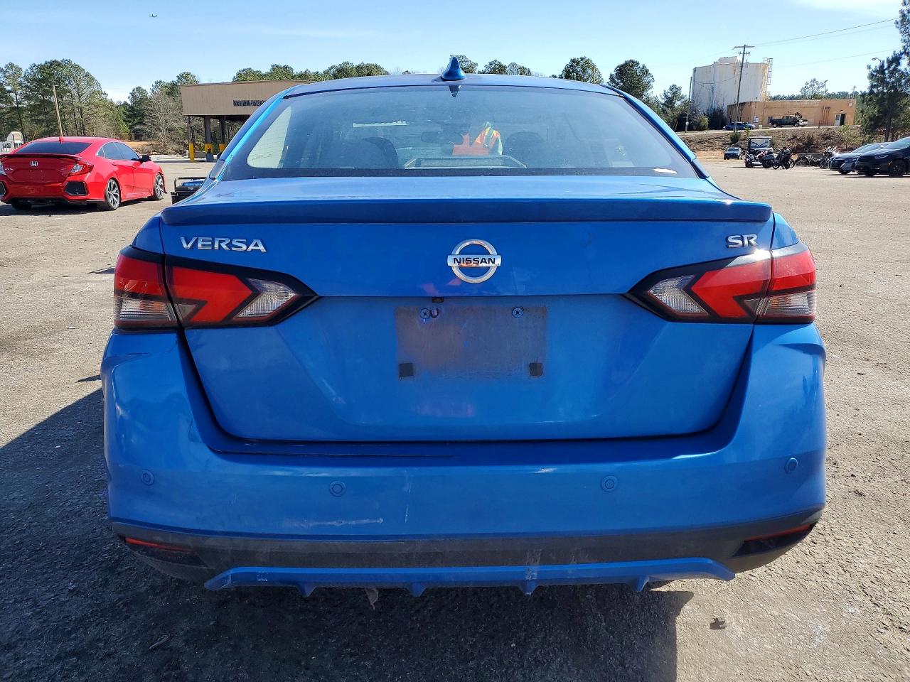 2021 NISSAN VERSA SR photo 6