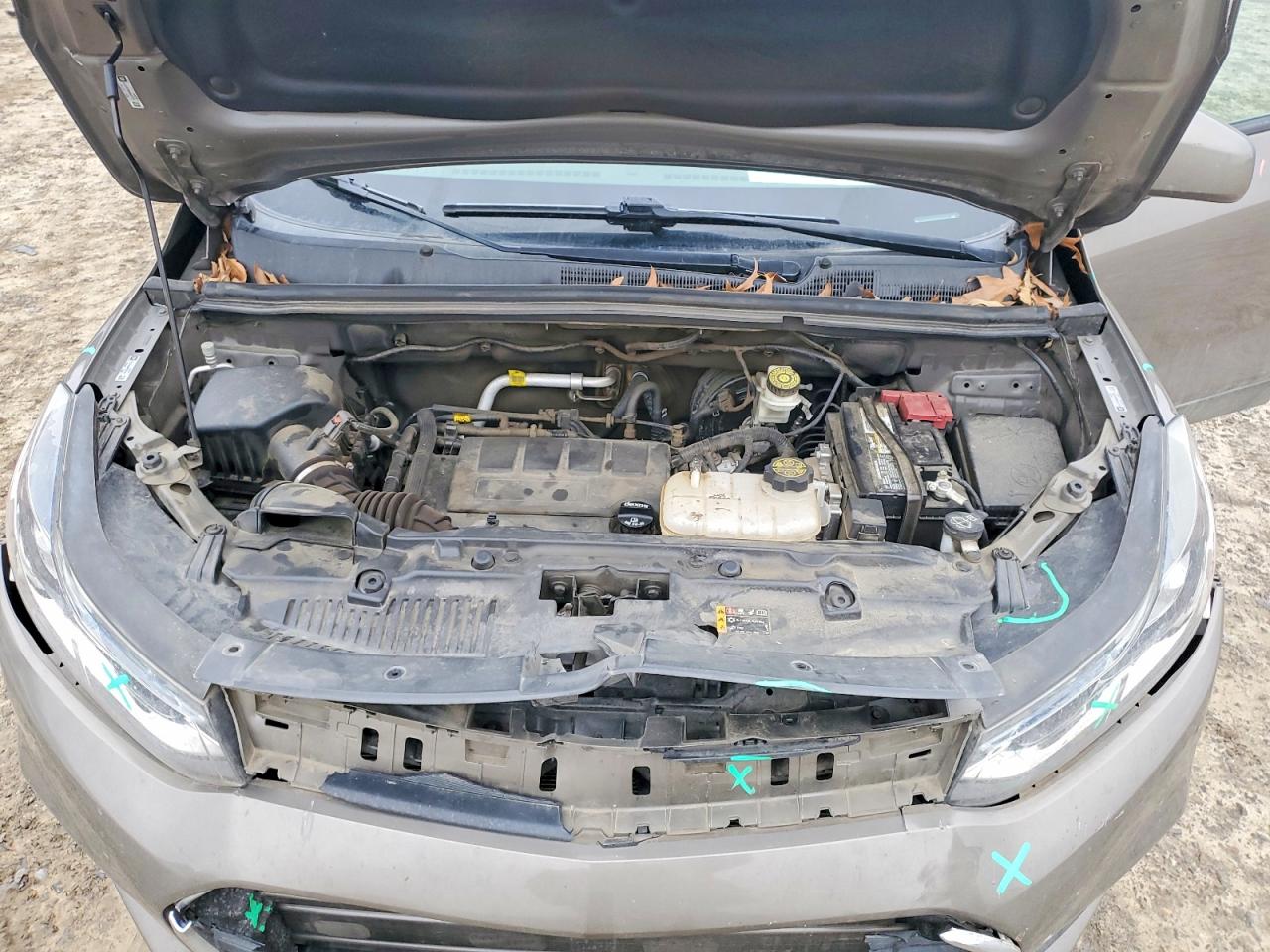 2021 CHEVROLET TRAX LS photo 12
