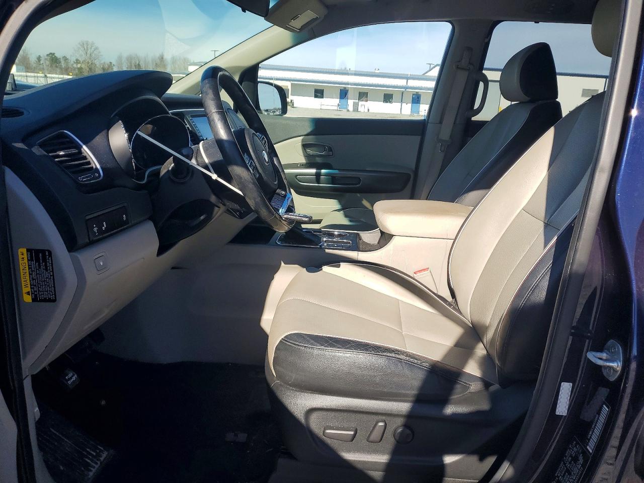 2019 KIA SEDONA photo 19
