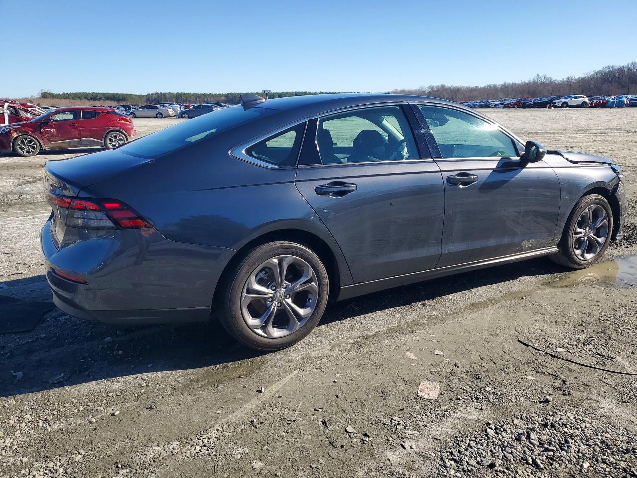 2024 HONDA ACCORD EX photo 5