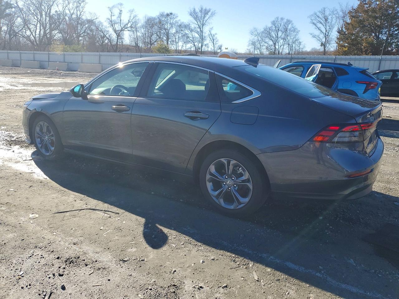 2024 HONDA ACCORD EX photo 3