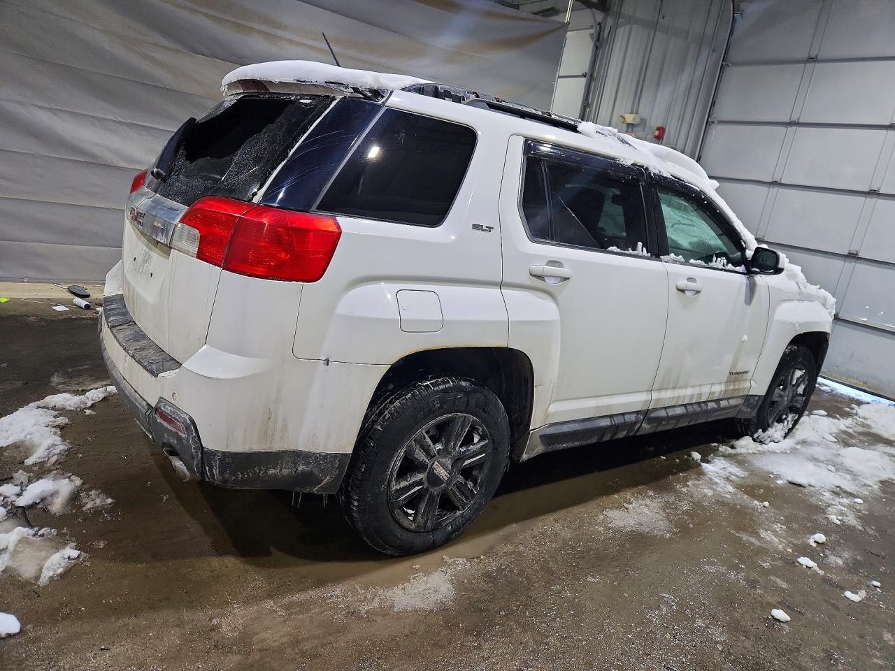 2015 GMC TERRAIN SLT photo 5