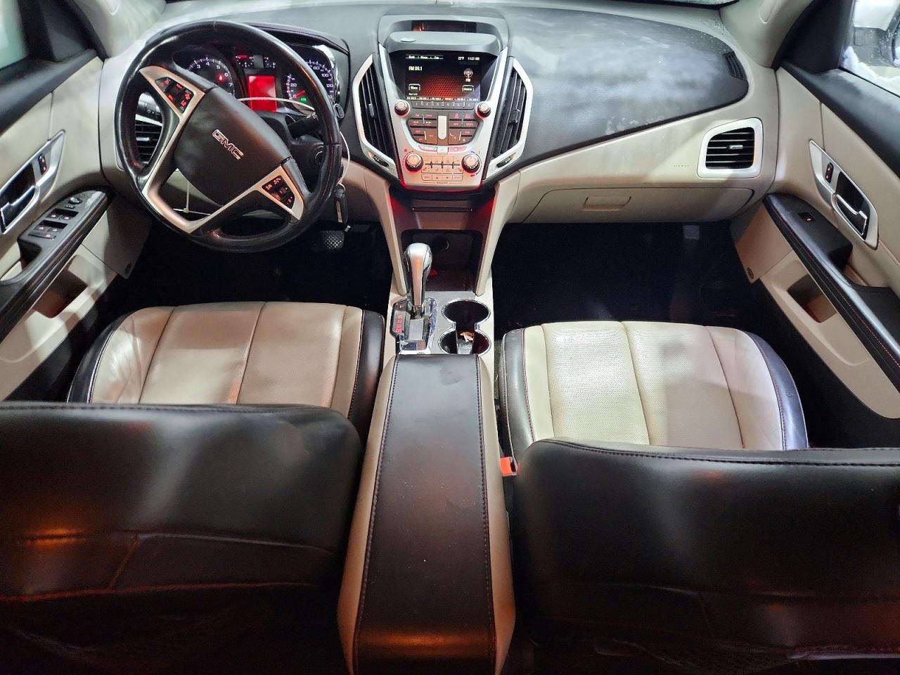 2015 GMC TERRAIN SLT photo 15