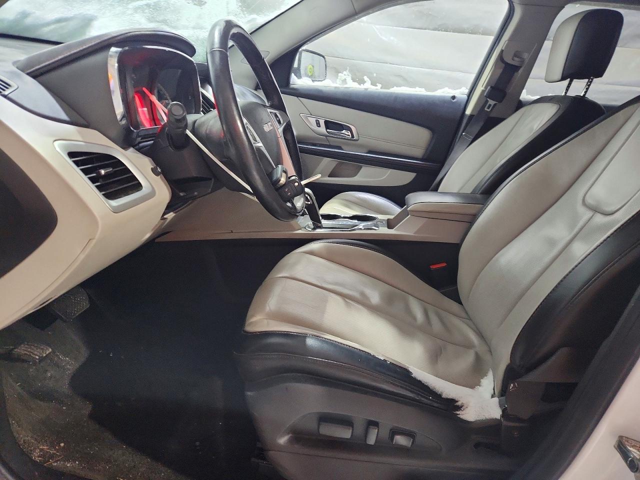 2015 GMC TERRAIN SLT photo 13