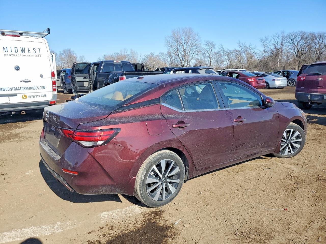 2025 NISSAN SENTRA photo 5