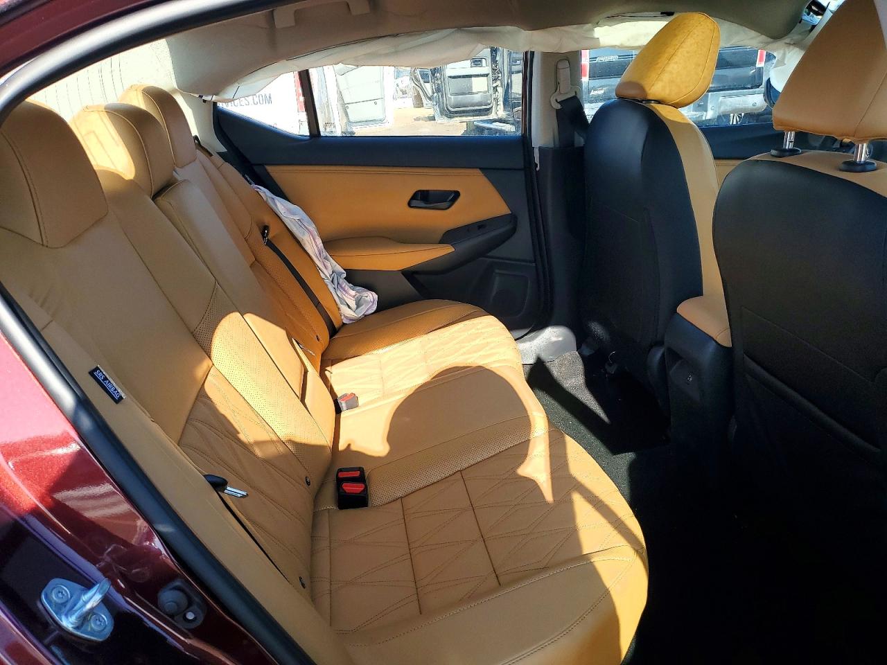2025 NISSAN SENTRA photo 19
