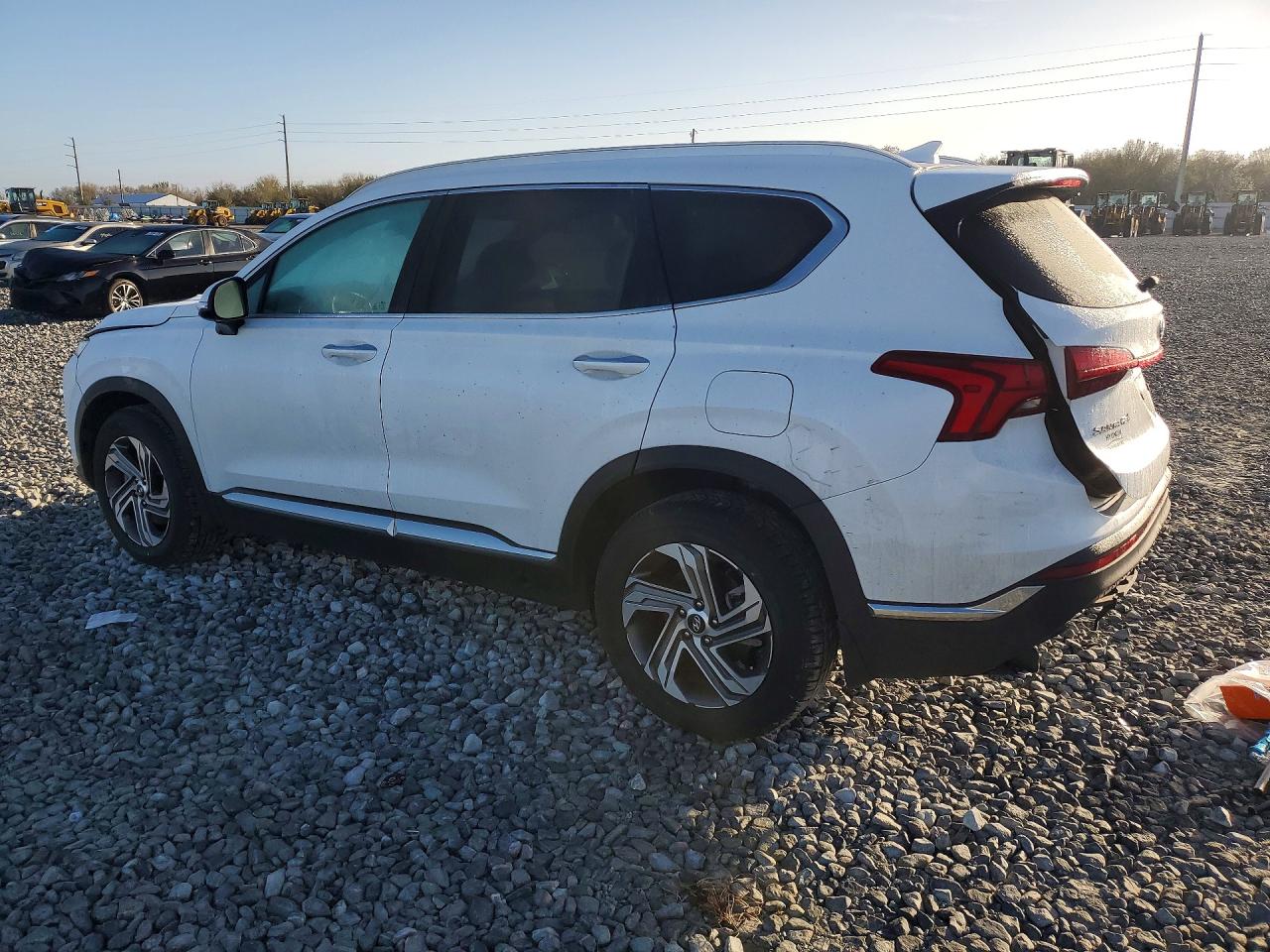 2022 HYUNDAI SANTA FE SEL photo 2