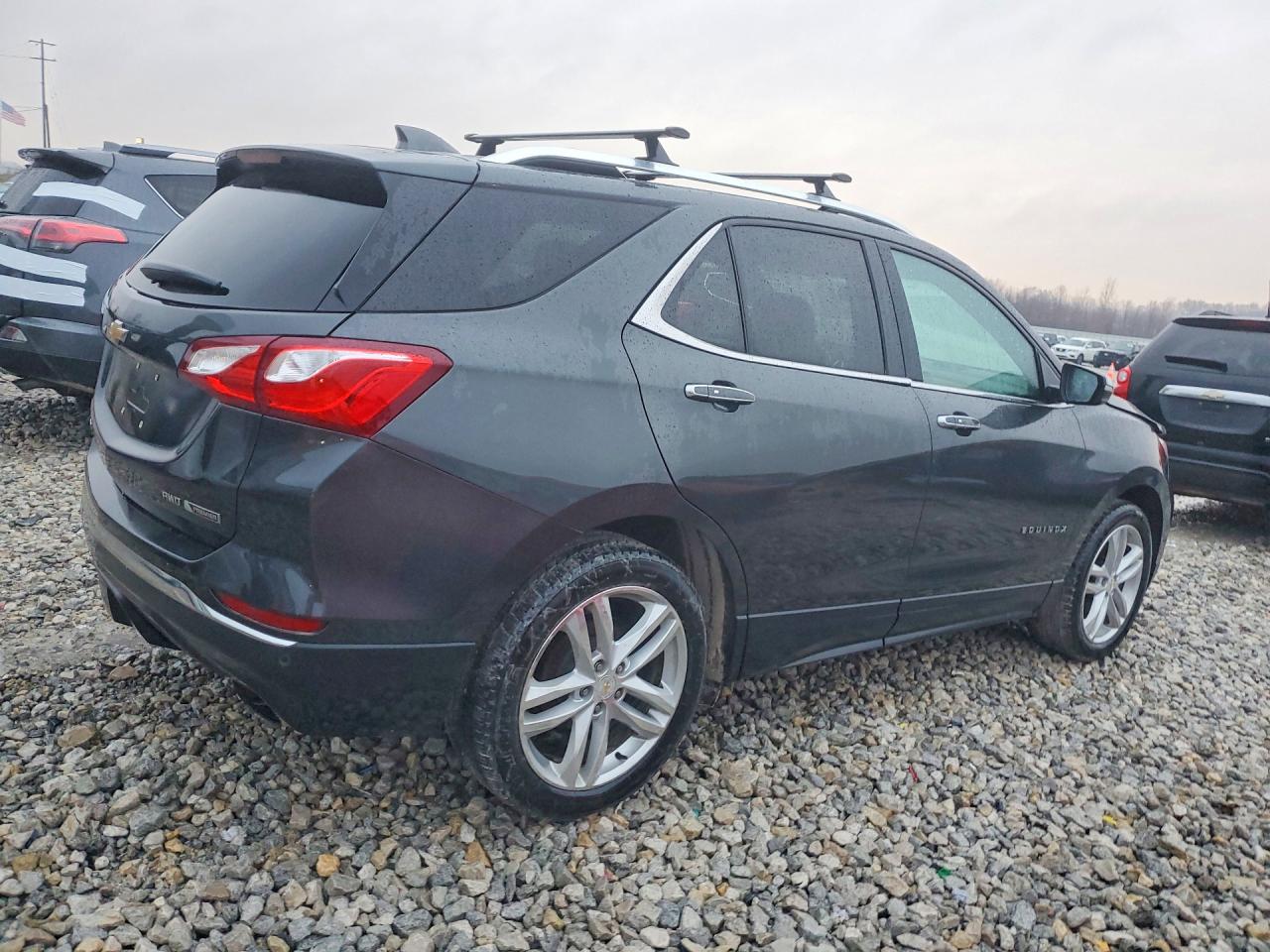 2018 CHEVROLET EQUINOX PREMIER photo 3