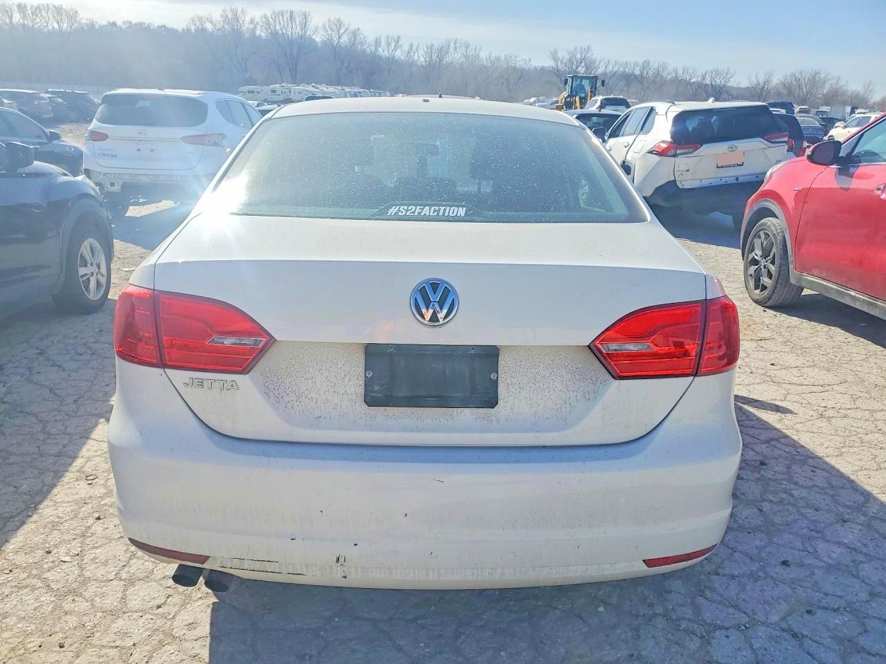 2013 VOLKSWAGEN JETTA BASE photo 6