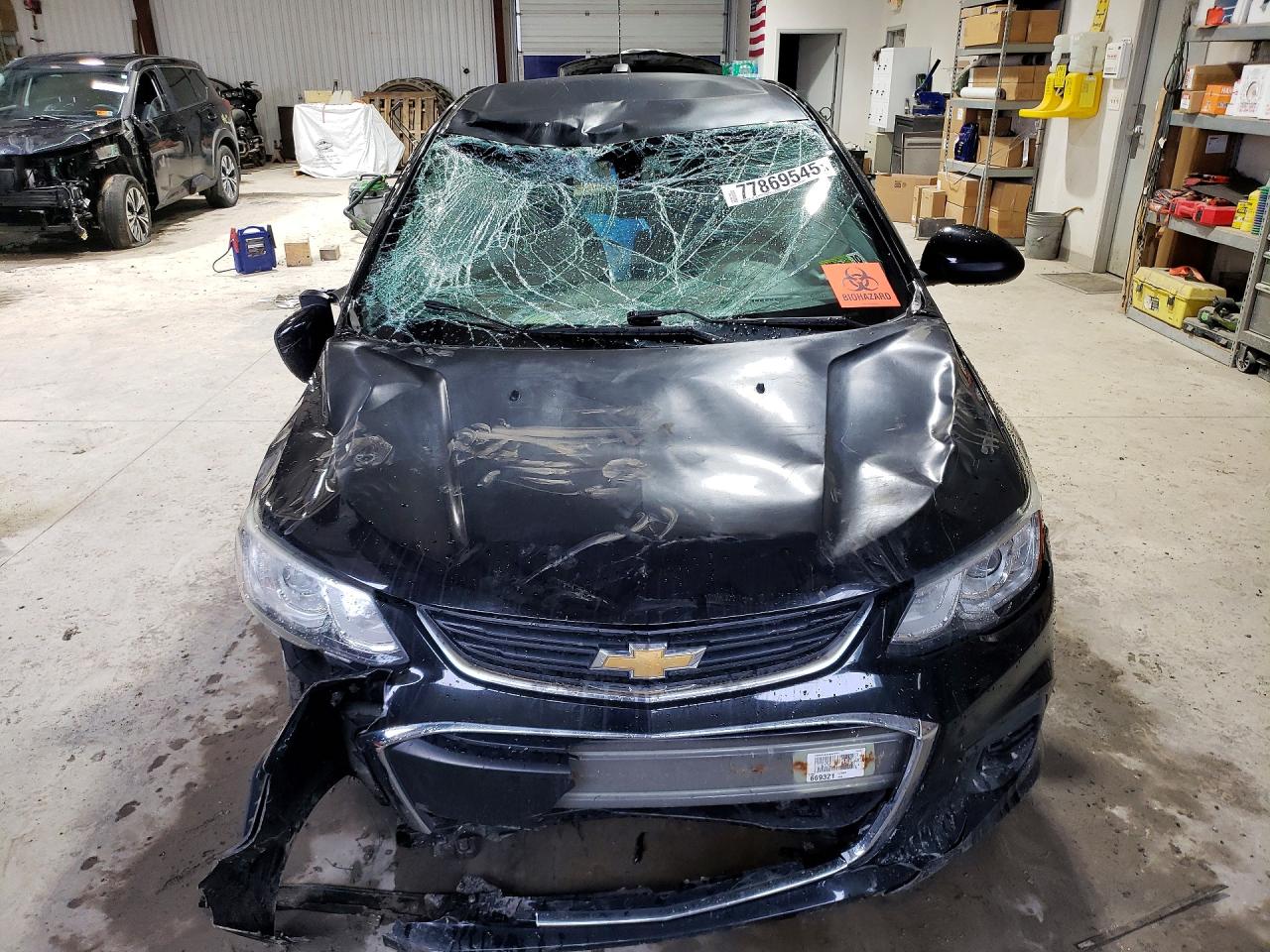 2017 CHEVROLET SONIC LT photo 5