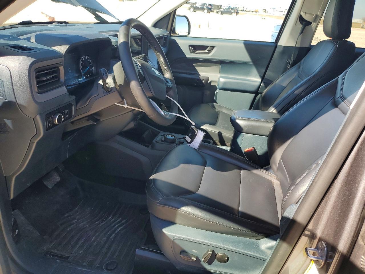 2023 FORD MAVERICK XL photo 7