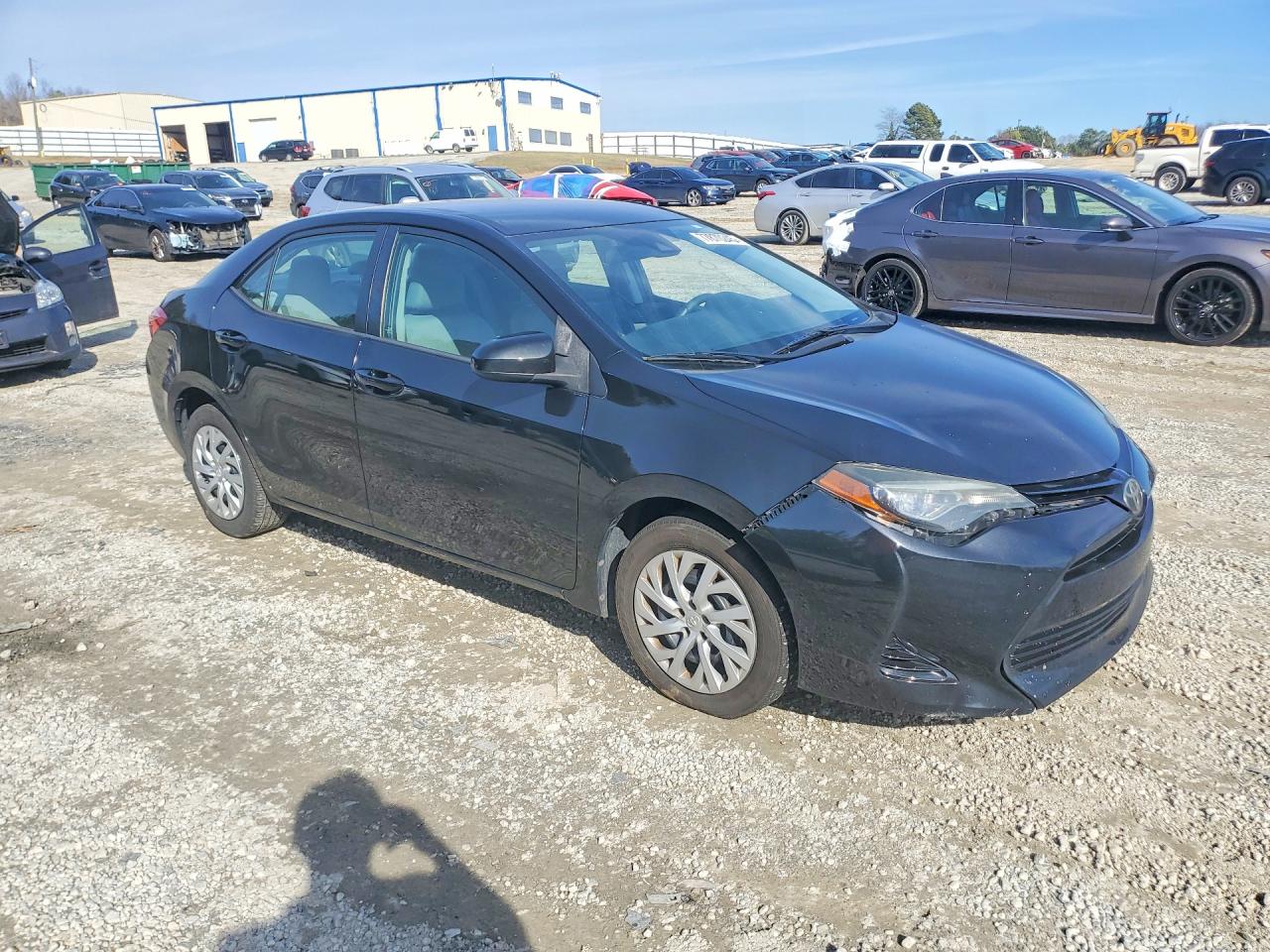2018 TOYOTA COROLLA L photo 4