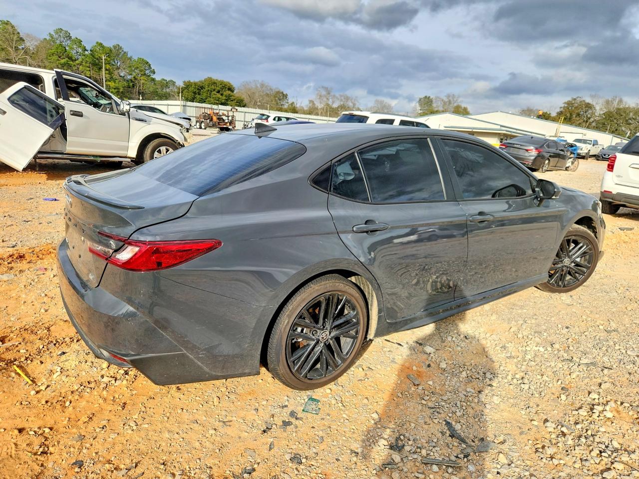 2026 TOYOTA CAMRY XSE photo 5