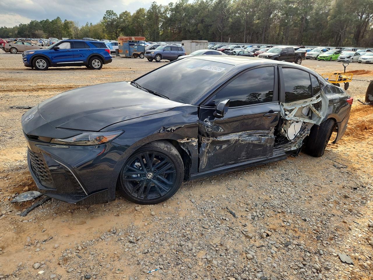 2026 TOYOTA CAMRY