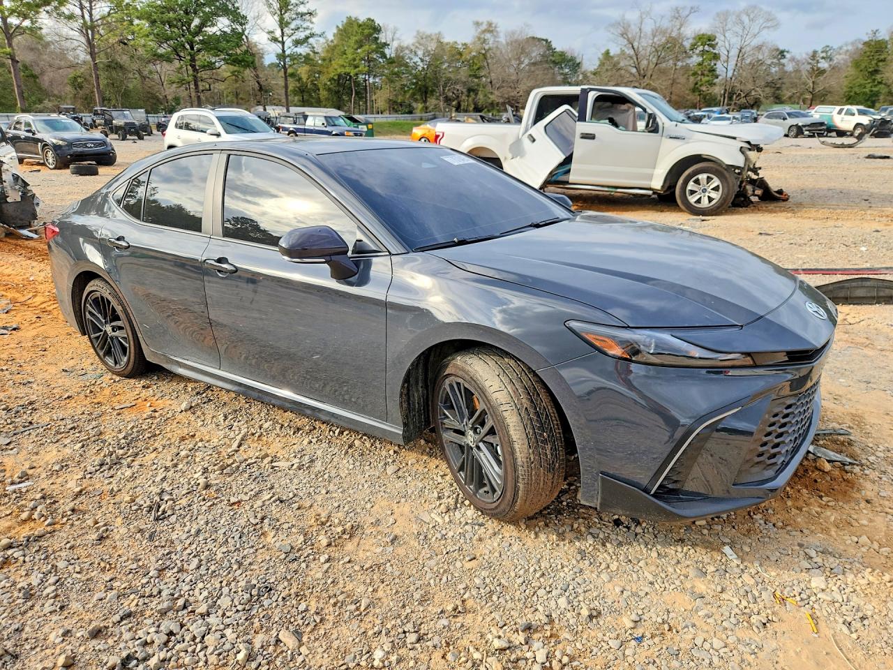 2026 TOYOTA CAMRY XSE photo 7