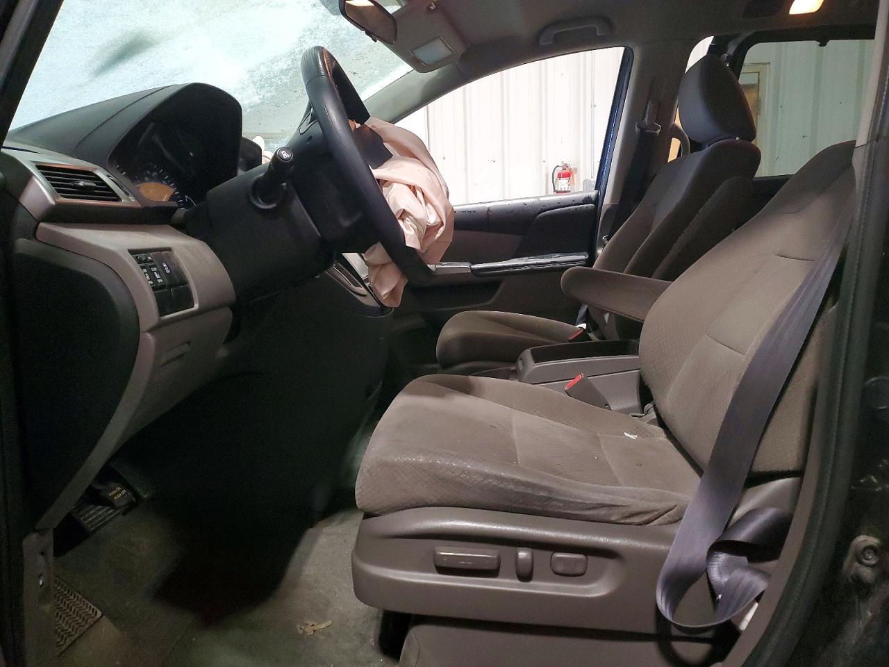 2016 HONDA ODYSSEY EX photo 19