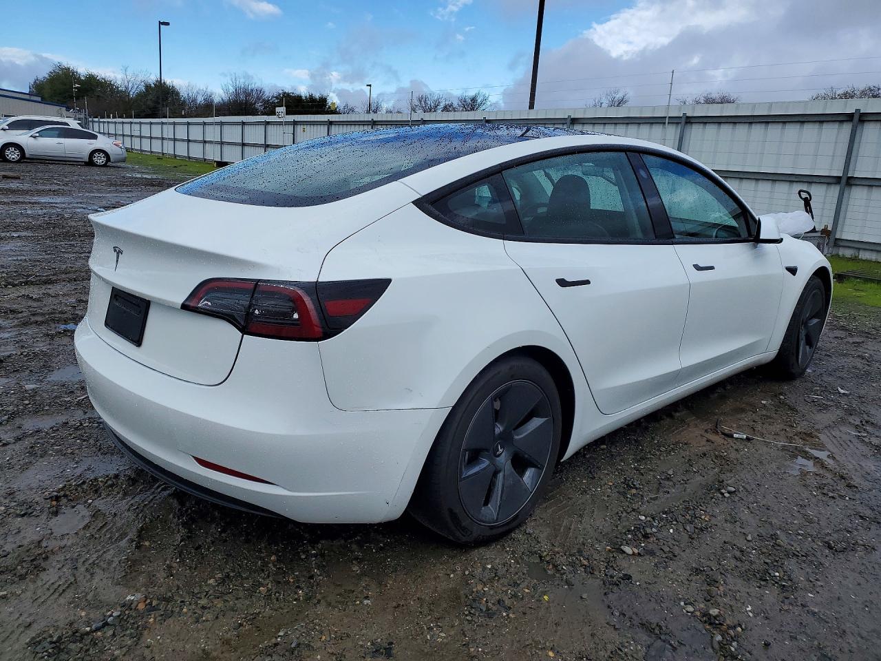 2023 TESLA MODEL 3 photo 3