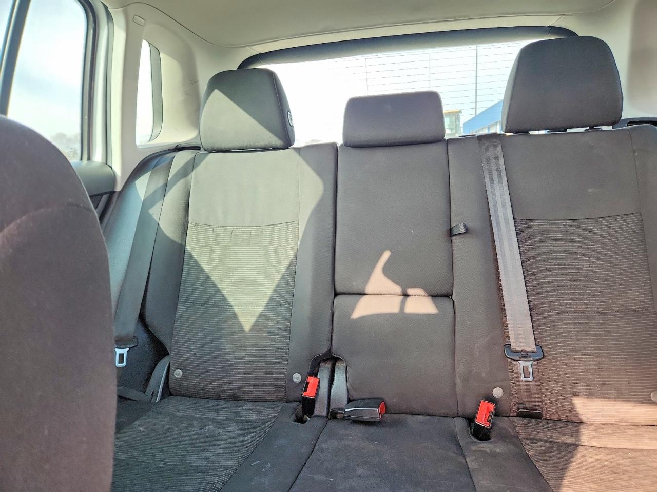 2013 VOLKSWAGEN TIGUAN S photo 19