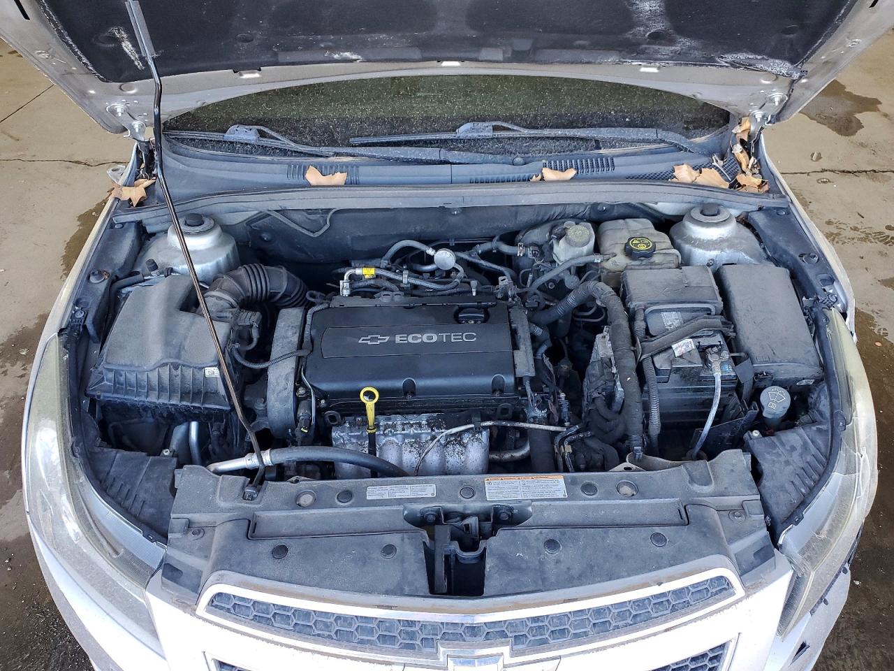2013 CHEVROLET CRUZE LS photo 11