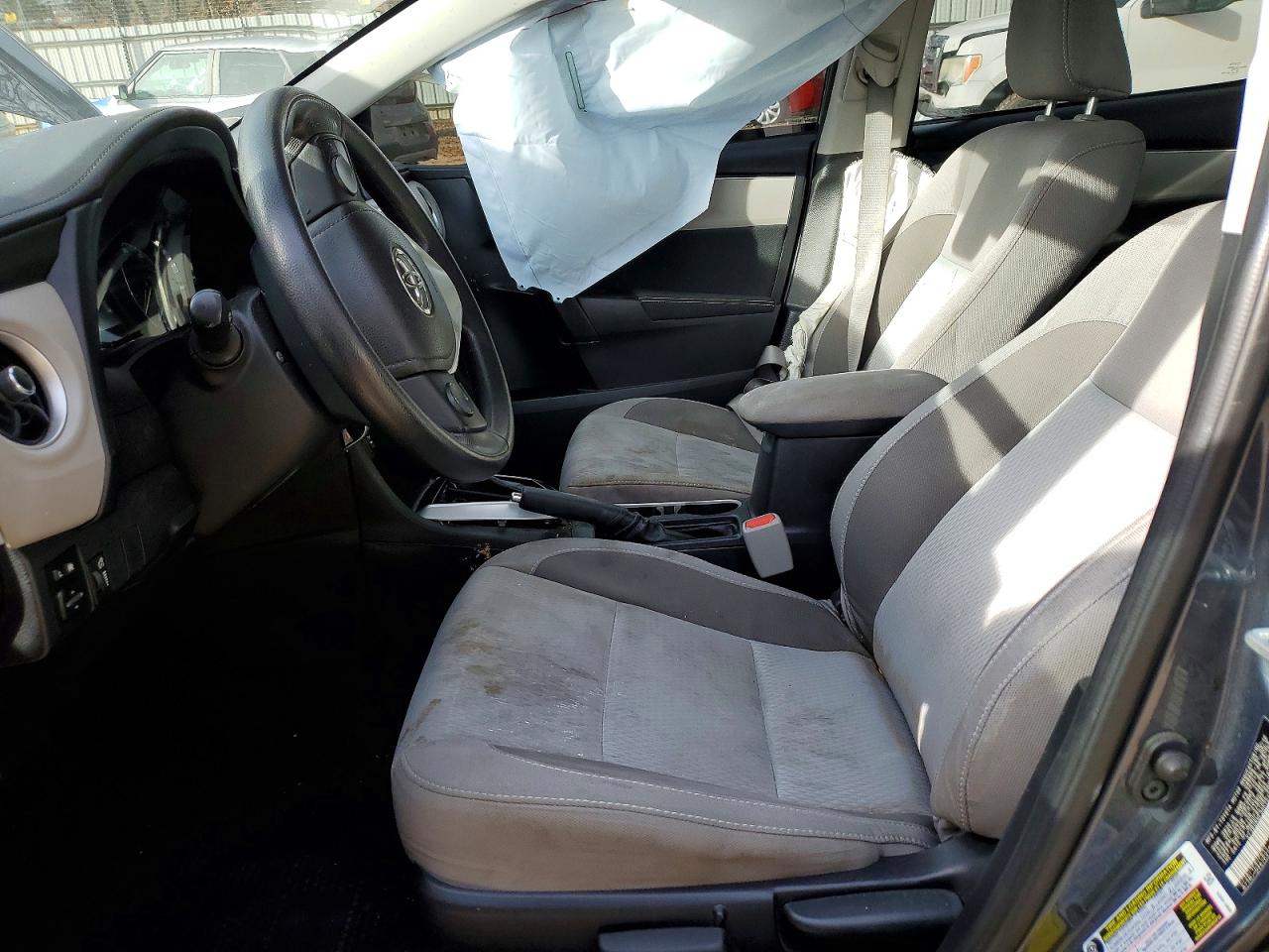 2017 TOYOTA COROLLA photo 13