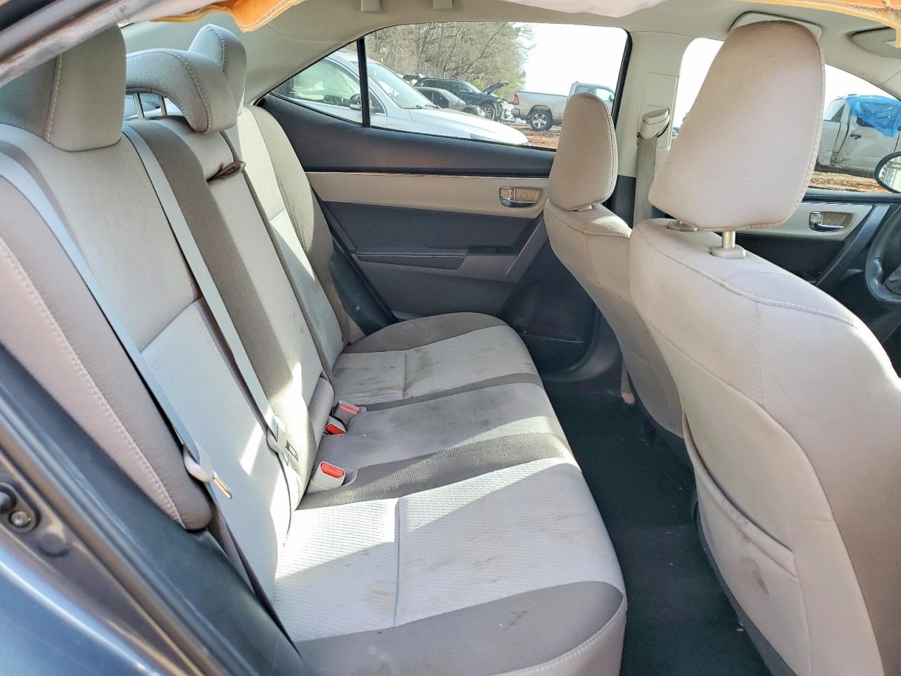 2017 TOYOTA COROLLA photo 19