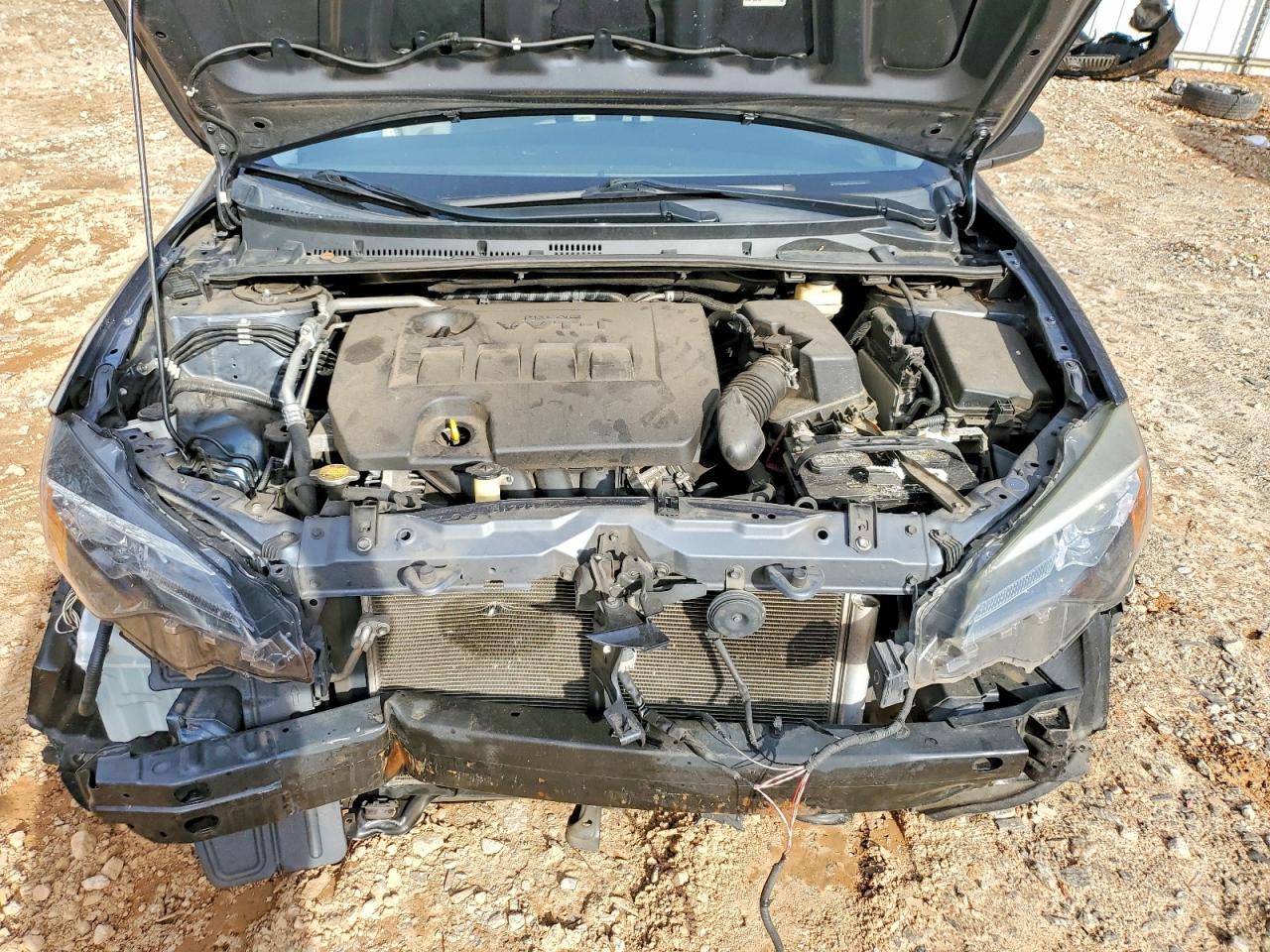 2017 TOYOTA COROLLA photo 21