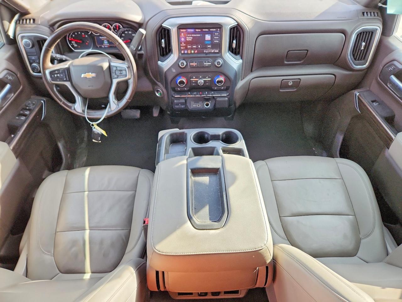 2021 CHEVROLET SILVERADO C1500 LT photo 8