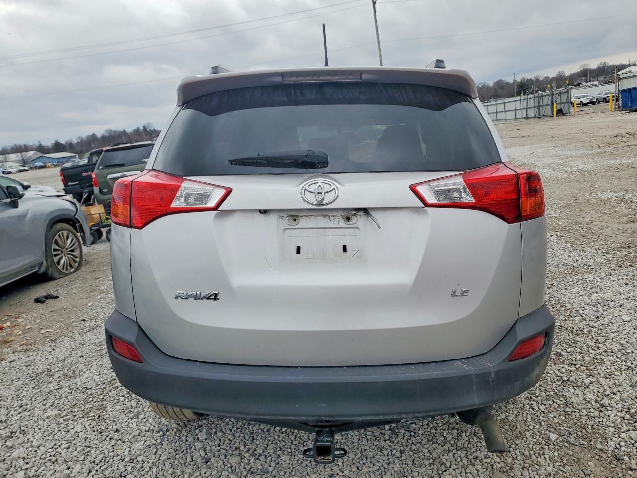 2015 TOYOTA RAV4 LE photo 11