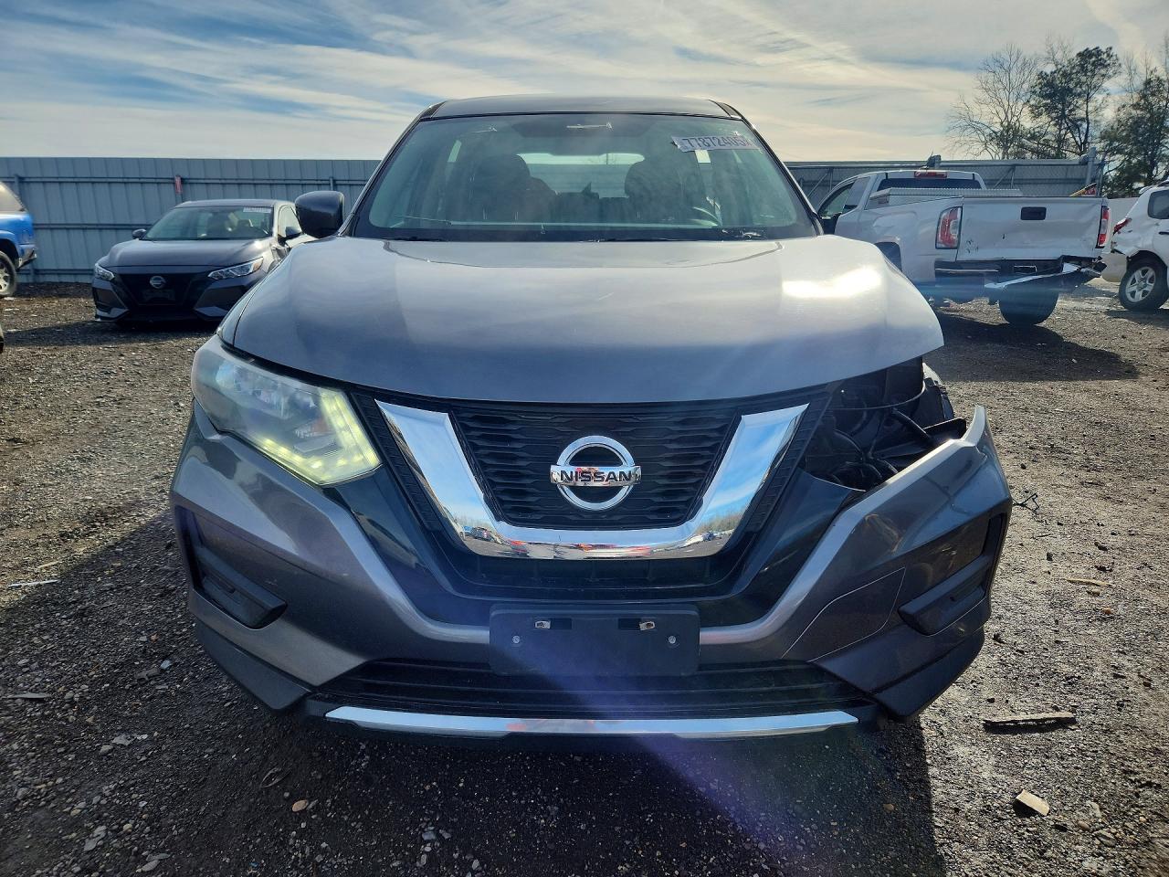 2017 NISSAN ROGUE S photo 5