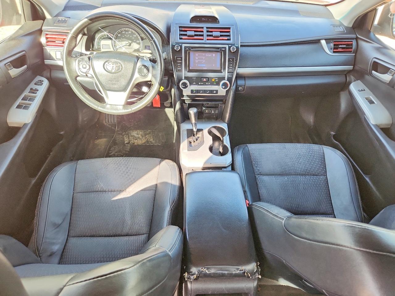 2012 TOYOTA CAMRY BASE photo 8