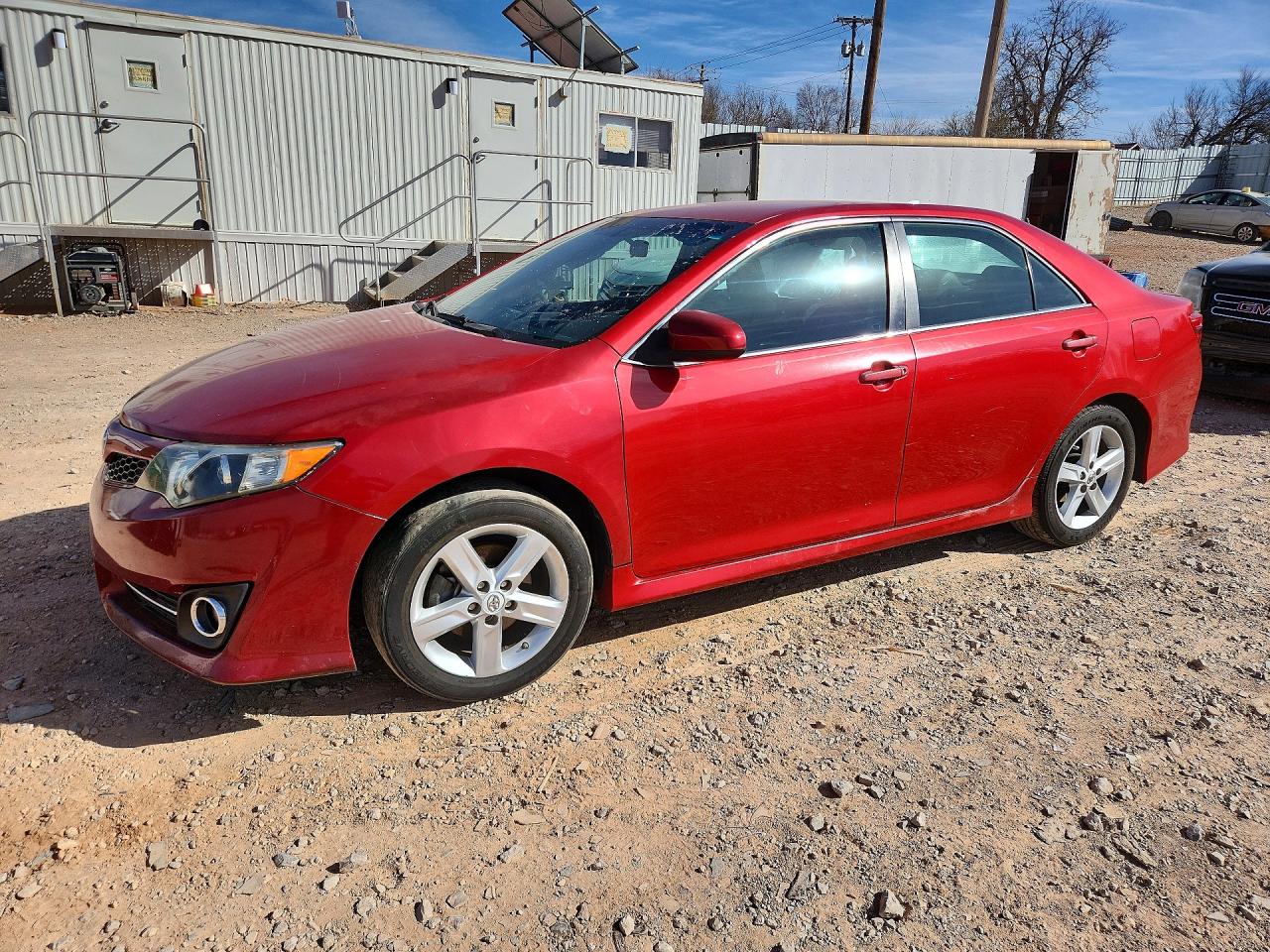 2012 TOYOTA CAMRY