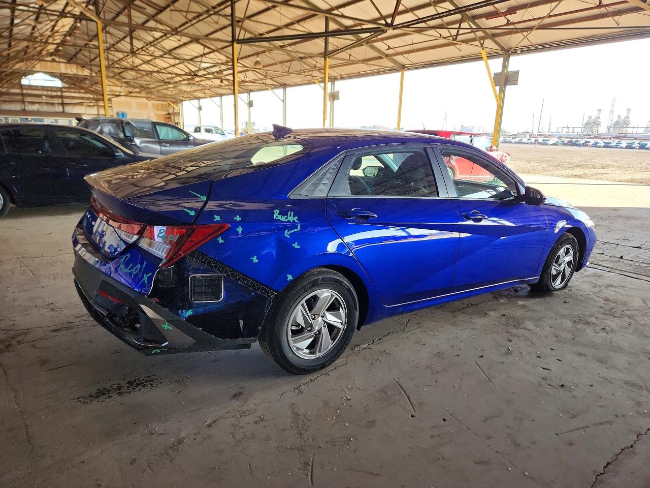 2025 HYUNDAI ELANTRA SE photo 3